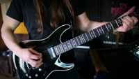 01 - Gitar ve Ekipmanını Tanıyalım-zXCJmqHD.mp4